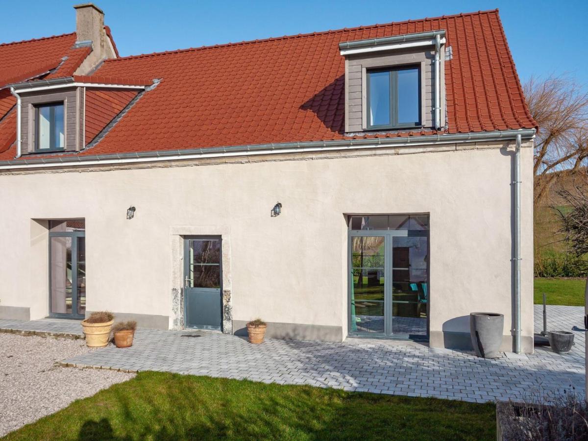 Vintage Holiday Home In Escalles With Garden エクステリア 写真